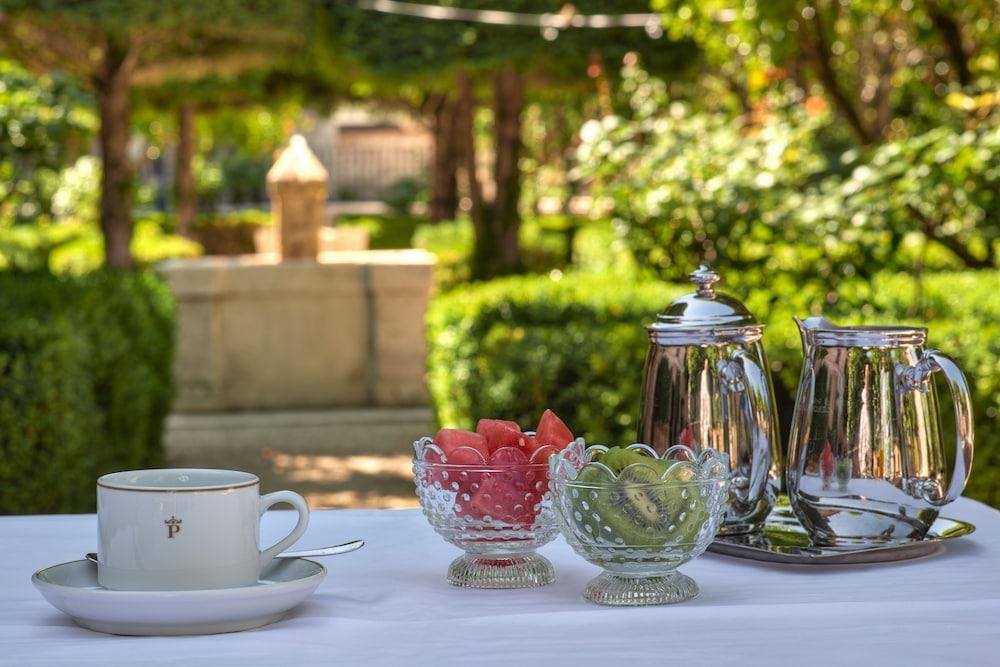 فندق بارادور دي تشينكون تشينتشون المظهر الخارجي الصورة